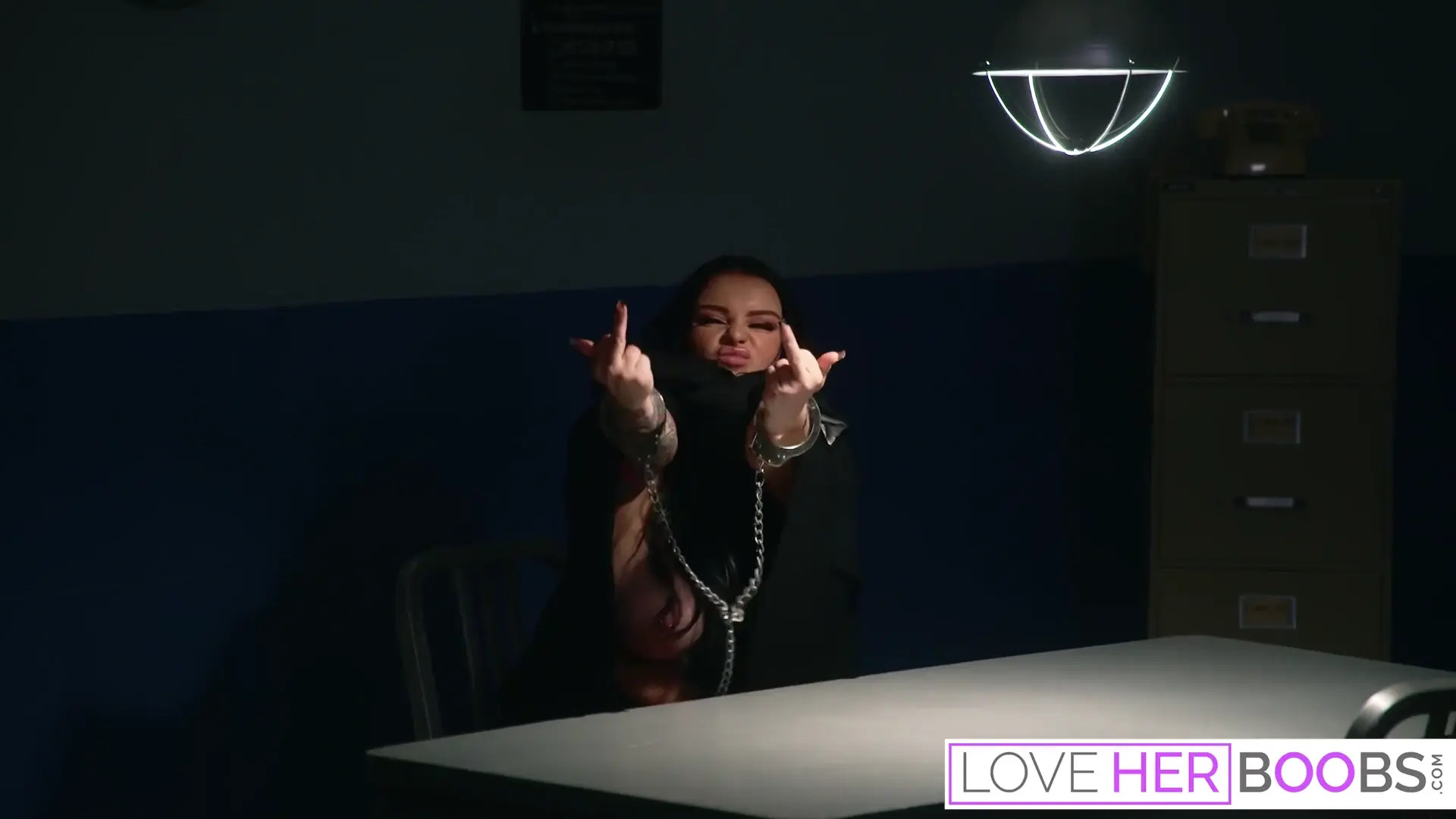 Watch The hung cop is fucking the curvy Payton Preslee HD Full video | ePornFreeHD. Watch Free All of trend and latest brand porn full Videos ePornFreeHD. 