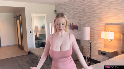 Gigi Sweets wants a creampie and her pussy is MOIST