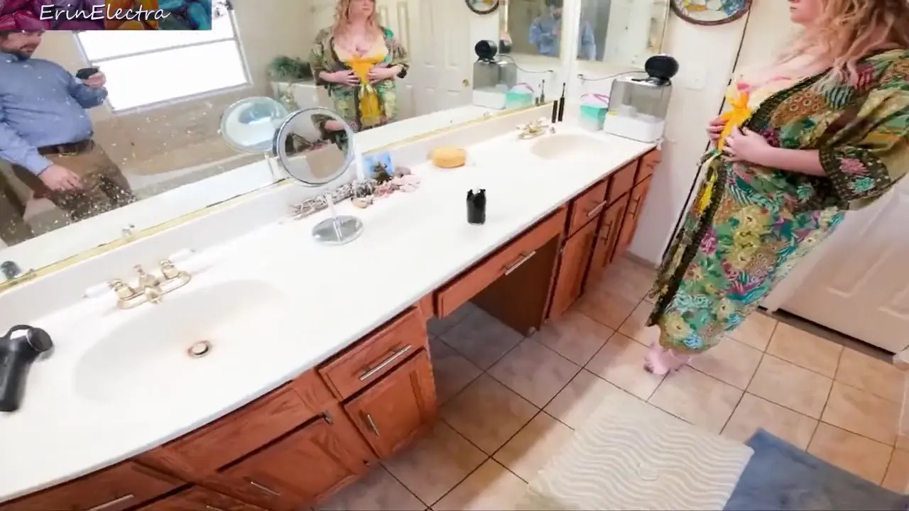 Watch The blonde woman is on her knees and ready to suck HD Full video | ePornFreeHD. Watch Free All of trend and latest brand porn full Videos ePornFreeHD. 