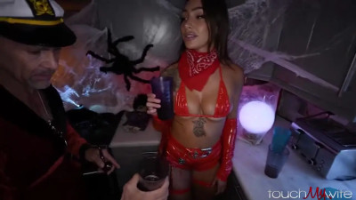 Sisi Rose taking on a big cock in front of her hubby